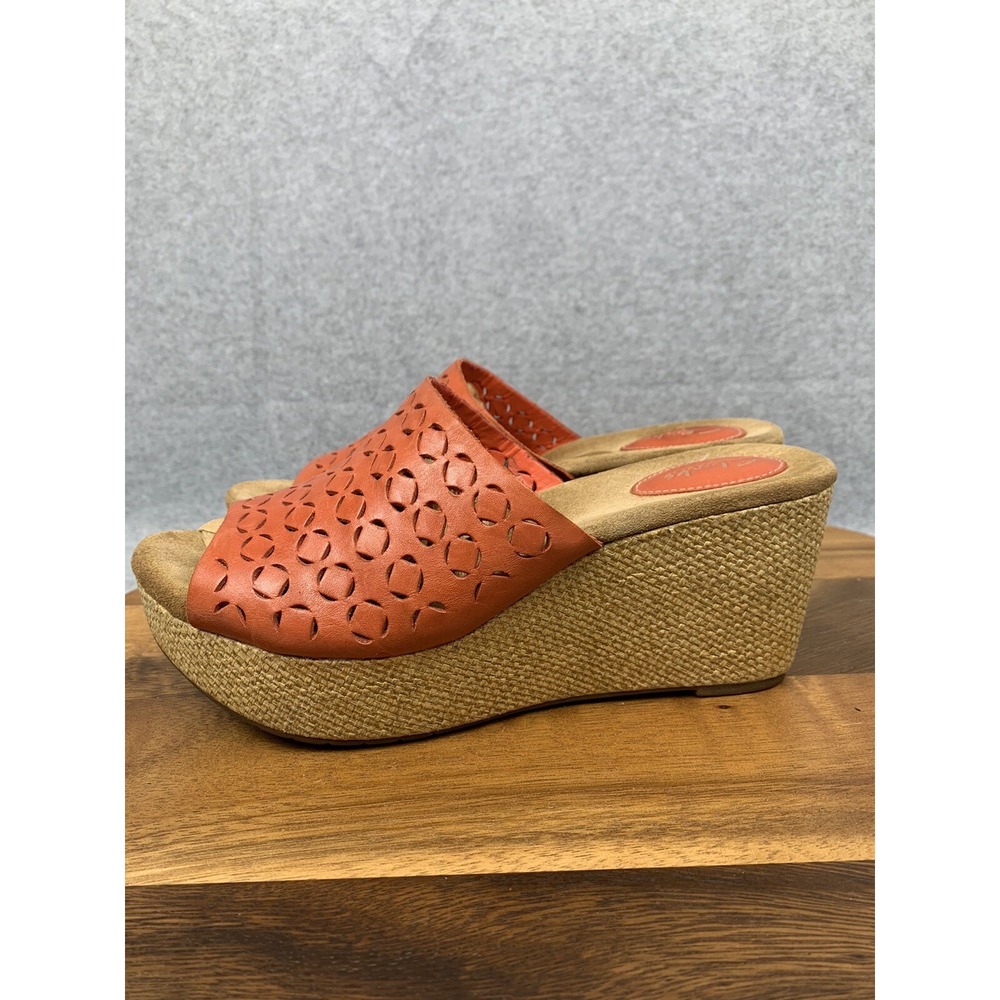 Clarks Artisan Womens Shoes 9M Orange Laser Cut Leather Slip On Wedge Sandal‎
